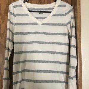 Long sleeve strip shirt!